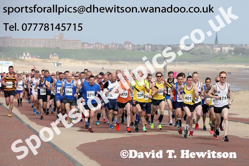 Sand Dancer 10k (approx.), South Shields. Photo: David T. Hewitson/Sports for All Pics